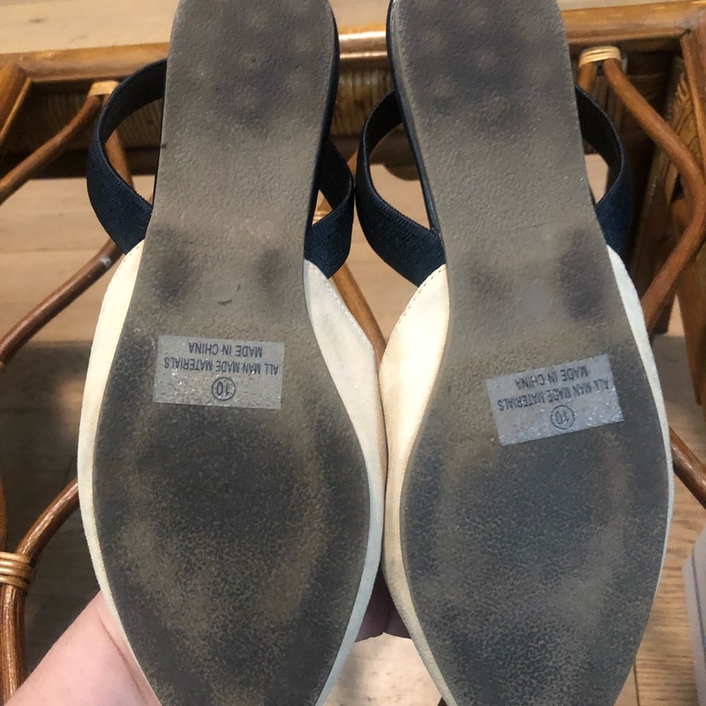 Lulus Slingback Flats 10 Cream Black Pointed Toe Faux Suede Elastic Strap (1881) - Picture 7 of 11